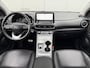 Hyundai Kona Electric EV Premium 64 kWh / NL Auto / Zwart Leder / Stoelverkoeling / Stoelverwarming Voor + Achter / Stuurverwarming / KRELL Audio /