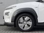 Hyundai Kona Electric EV Premium 64 kWh / NL Auto / Zwart Leder / Stoelverkoeling / Stoelverwarming Voor + Achter / Stuurverwarming / KRELL Audio /
