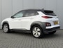 Hyundai Kona Electric EV Premium 64 kWh / NL Auto / Zwart Leder / Stoelverkoeling / Stoelverwarming Voor + Achter / Stuurverwarming / KRELL Audio /