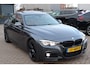 BMW 3-Serie 318i Edition M Sport Shadow Executive Schuif- kanteldak, Navigatie, Lederen interieur, Cruise control,