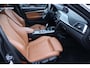 BMW 3-Serie 318i Edition M Sport Shadow Executive Schuif- kanteldak, Navigatie, Lederen interieur, Cruise control,