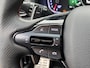 Hyundai i30 Fastback 1.5 T-GDi MHEV N Line Stoelverwarming, navigatie Apple CarPlay/Android Auto, suède interieur, achteruitrij camera, cruise control, boekjes compleet!
