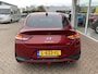 Hyundai i30 Fastback 1.5 T-GDi MHEV N Line Stoelverwarming, navigatie Apple CarPlay/Android Auto, suède interieur, achteruitrij camera, cruise control, boekjes compleet!