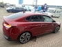 Hyundai i30 Fastback 1.5 T-GDi MHEV N Line Stoelverwarming, navigatie Apple CarPlay/Android Auto, suède interieur, achteruitrij camera, cruise control, boekjes compleet!