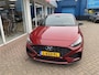 Hyundai i30 Fastback 1.5 T-GDi MHEV N Line Stoelverwarming, navigatie Apple CarPlay/Android Auto, suède interieur, achteruitrij camera, cruise control, boekjes compleet!