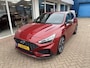 Hyundai i30 Fastback 1.5 T-GDi MHEV N Line Stoelverwarming, navigatie Apple CarPlay/Android Auto, suède interieur, achteruitrij camera, cruise control, boekjes compleet!