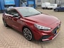 Hyundai i30 Fastback 1.5 T-GDi MHEV N Line Stoelverwarming, navigatie Apple CarPlay/Android Auto, suède interieur, achteruitrij camera, cruise control, boekjes compleet!