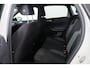 Volkswagen Taigo 1.0 TSI R-Line Business Automaat | Panodak | Navigatie | Adaptieve Cruise | IQ-Lampen | 18 '' | Climate Control |