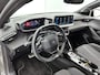 Peugeot 208 1.2 GT 100pk Automaat | Navigatie | Climate Control | Cruise Control | Achteruitrijcamera | LED Koplampen | 17" Lichtmetalen Velgen | Verwarmbare Voorstoelen | Apple Carplay/Android Auto |