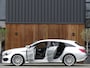 Mercedes-Benz CLA Shooting Brake 180 automaat / AMG Ed. / panoramadak / LED *NAP*