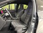 Volkswagen Golf 2.0 TDI GTD | 200 PK! | Apple Carplay | Android Auto | Sfeerverlichting | Navigatie | Adaptieve Cruise Control | Lane Assist |