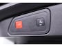 Peugeot 3008 1.6 HYbrid 225 GT | Dealer Onderhouden! | 1e Eigenaar! | Trekhaak | Camera | Navi | Cruise Adaptive | LED | Clima | BLIS | Stoelverwarming