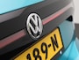 Volkswagen T-Cross 1.0 TSI R-Line 116 PK | Automaat | Climatronic | Adaptieve Cruise Control | Lane Assist | Parkeersensoren | Afneembare trekhaak | Apple Carplay |
