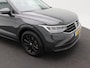 Volkswagen Tiguan 1.4 TSi 245 Pk eHybrid Automaat Life | Adaptive Cruise | Camera | CarPlay | Climate | 18 Inch | Privacy Glass | 54.682 KM!!