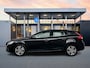 Volvo V40 T2 A/T Polar+ | 16" | Stoelverwarming | LED koplampen | Navigatie | Parkeersensoren Achter | Climate control | Cruise Control | Regensensor