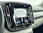Volvo XC40 T5 Recharge Inscription | 19" | Panoramadak | Trekhaak | Harman Kardon | 360 Camera | Elektr. verst. Stoelen | Full LED | Adaptieve Cruise | BLIS | Stoel/stuurverwarming