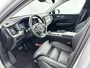 Volvo XC60 T6 Recharge Plus Dark | 19" Allseason | 360 Camera | Trekhaak | Panoramadak | Elektr. verst. Lederen stoelen | Adaptieve Cruise | BLIS | Stoel/Stuur/Achterbankverwarming