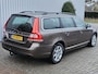 Volvo V70 2.0 D4 5-Cilinder Summum /Automaat/Dealer Onderhouden!