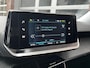 Peugeot e-2008 Allure 50kWh EV 136pk AUTOMAAT | STOELVERW. | NAVI | CAMERA | CLIMA | DAB+ | CRUISE CONTROL | EXTRA GETINTE ACHTERRUITEN