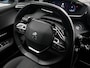 Peugeot 208 1.2 PureTech Allure Sportive (APPLE CARPLAY,LED,3D DISPLAY,CLIMATE,CRUISE,COMFORT-STOELEN,PARKEERSENSOREN,LM-VELGEN)
