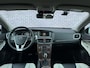 Volvo V40 Cross Country 2.0 T4 Summum | Trekhaak | Standkachel | Camera | Keyless entry/start | Memory | Leder | Stoelverwarming |
