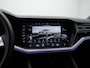Volkswagen Touareg 3.0 TSI 340 pk tiptronic R-Line | Panoramadak | Trekhaak | Luchtvering | Savona leder | Geheugenstoelen | Head-up display | IQ Light | Dynaudio