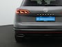 Volkswagen Touareg 3.0 TSI 340 pk tiptronic R-Line | Panoramadak | Trekhaak | Luchtvering | Savona leder | Geheugenstoelen | Head-up display | IQ Light | Dynaudio