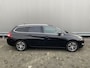 Peugeot 308 SW 1.2 PureTech Blue Lease Premium AUTOMAAT, Clima, Navi, CC, Pano, PDC, LM, Trekh, – Inruil Mogelijk –