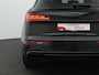 Audi Q5 55 TFSI e 367 pk S-tronic quattro S edition Competition / S-Line | Panoramadak | Trekhaak | Luchtvering | Fijnnappa leder | Geheugenstoel | Head-up display | Bang & Olufsen