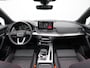 Audi Q5 55 TFSI e 367 pk S-tronic quattro S edition Competition / S-Line | Panoramadak | Trekhaak | Luchtvering | Fijnnappa leder | Geheugenstoel | Head-up display | Bang & Olufsen