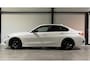 BMW 3-Serie Sedan 320i 184PK Executive Camera Sfeer Head-up