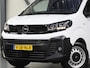 Opel Vivaro 2.0 Diesel 180PK S&S L3 | 1ste eigenaar | AUTOMAAT | AppleCarPlay/AndroidAuto | Armsteun | 3 Zits | Houtenlaadvloer | Navigatie | Keyless | Stuurverwarming | Climate Control | Cruise Control | Parkeersensoren |