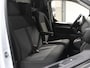Opel Vivaro 2.0 180PK S&S L3 | 1ste eigenaar | AUTOMAAT | AppleCarPlay/AndroidAuto | Armsteun | 3 Zits | Houtenlaadvloer | Navigatie | Keyless | Stuurverwarming | Climate Control | Cruise Control | Parkeersensoren |