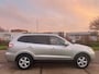 Hyundai Santa Fe /2.7i V6 Dynamic ECC Audio-CD/MP3 LMV 17" Cruisecontrol ABS EBD Dakrails Trekhaak Dealeronderhoud Apk 22/08/2026