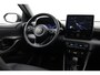 Toyota Yaris 1.5 Hybrid 130 Executive | Navigatie | Dodehoek detectie | Stoel-/stuurverwarming | Parkeersensoren voor/achter | 17 inch | Apple Carplay / Android Auto