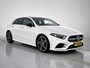 Mercedes-Benz A-klasse 180 Premium Plus | Panoramadak | elct. bedienbare voor stoelen met memory | Navigatie | Parking support met camera achter | Inclusief 24 maanden MB Certified garantie voor Europa