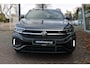 Volkswagen T-Roc 1.5 TSI 150pk R-Line DSG Automaat BLACK STYLE / Navigatie / LM 19 inch / Camera / LED Plus / Park Assist / Keyless