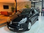 Renault Clio Estate 0.9 TCe Limited Garantie Parkeersensoren StoelVW Bluetooth Cruise Navi Rijklaar