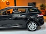Renault Clio Estate 0.9 TCe Limited Garantie Parkeersensoren StoelVW Bluetooth Cruise Navi Rijklaar