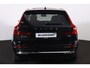 Volvo XC60 T6 Recharge AWD Plus Bright - Luchtvering - Panorama/schuifdak - IntelliSafe Assist & Surround - 360º Camera - Harman/Kardon audio - Adaptieve LED koplampen - Verwarmde voorstoelen, stuur & achterbank - Parkeersensoren voor & achter - Elektr. bedienb. voorstoelen met geheugen - Draadloze tel. lader - Extra getint glas - Elektr. inklapbare trekhaak - 21' LMV
