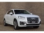 Audi Q2 1.0 TFSI 116pk S-tronic #limited | Getint Glas | Parkeersensoren | All-season Banden
