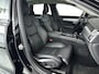 Volvo V90 T6 Plug-in hybrid AWD Ultra Dark | Panoramadak | 360° camera | Harman Kardon | Stoel- en Stuurverwarming | Trekhaak