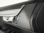 Volvo V90 T6 Plug-in hybrid AWD Ultra Dark | Panoramadak | 360° camera | Harman Kardon | Stoel- en Stuurverwarming | Trekhaak