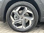Hyundai Tucson 1.6 T-GDI PHEV Premium 4WD / Afneembare Trekhaak (1350kg) / Schuif- Kanteldak / Apple Carplay/Android Auto / Rondzichtcamera / Stoelverwarming / Stoelventilatie / Elektrisch Verstelbare Voorstoelen / Adaptieve Cruise Control /