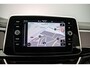 Volkswagen T-Roc R-Line Edition 1.5 TSI 150pk DSG Automaat Trekhaak, Adaptive cruise control, Achteruitrijcamera, Navigatie, Stoelverwarming, Parkeersensoren