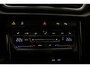 Volkswagen T-Roc R-Line Edition 1.5 TSI 150pk DSG Automaat Trekhaak, Adaptive cruise control, Achteruitrijcamera, Navigatie, Stoelverwarming, Parkeersensoren