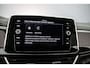Volkswagen T-Roc R-Line Edition 1.5 TSI 150pk DSG Automaat Trekhaak, Adaptive cruise control, Achteruitrijcamera, Navigatie, Stoelverwarming, Parkeersensoren