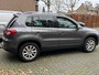 Volkswagen Tiguan 1.4 TSI Sport&Style Clima trekhaak dakrail netjes onderhouden .
