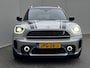 MINI Countryman Cooper S E ALL4 AT / Plug-In / EAER 52 km / Leder / Navigatie / Elektrische klep / Elektrische stoelen / Adaptieve CC / Apple Carplay Android / Camera / 17" LM wielen met All Season banden /
