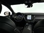 Volvo XC60 T6 Plug-in hybrid AWD Plus Black Edition | Panoramadak | Parkeercamera | Stoel- en Stuurverwarming | Harman Kardon